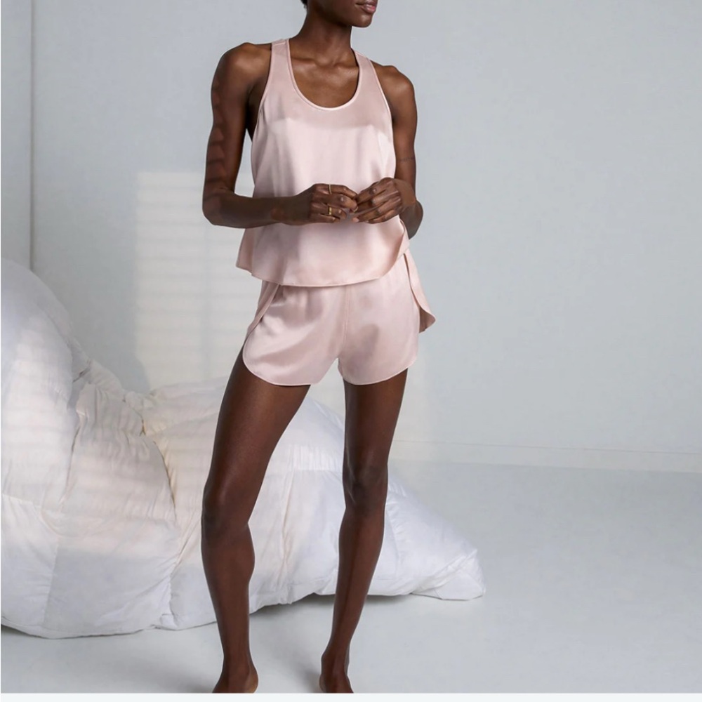 Lunya washable silk pajamas set